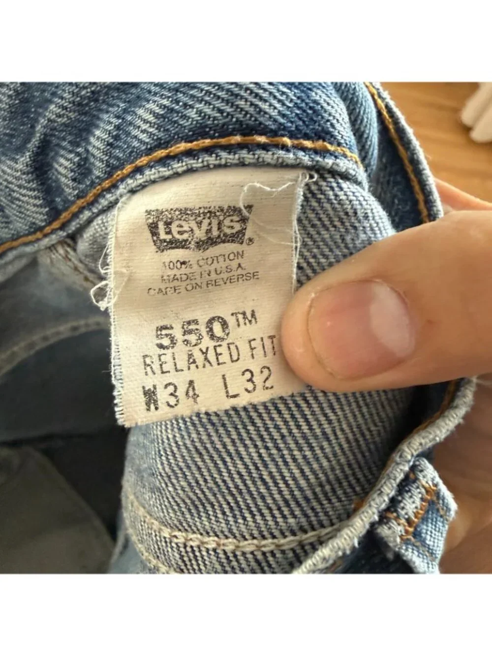 Levi's Vintage 90's 550 MiUSA s Destroyed & Repaired Light Wash Jeans 34/32